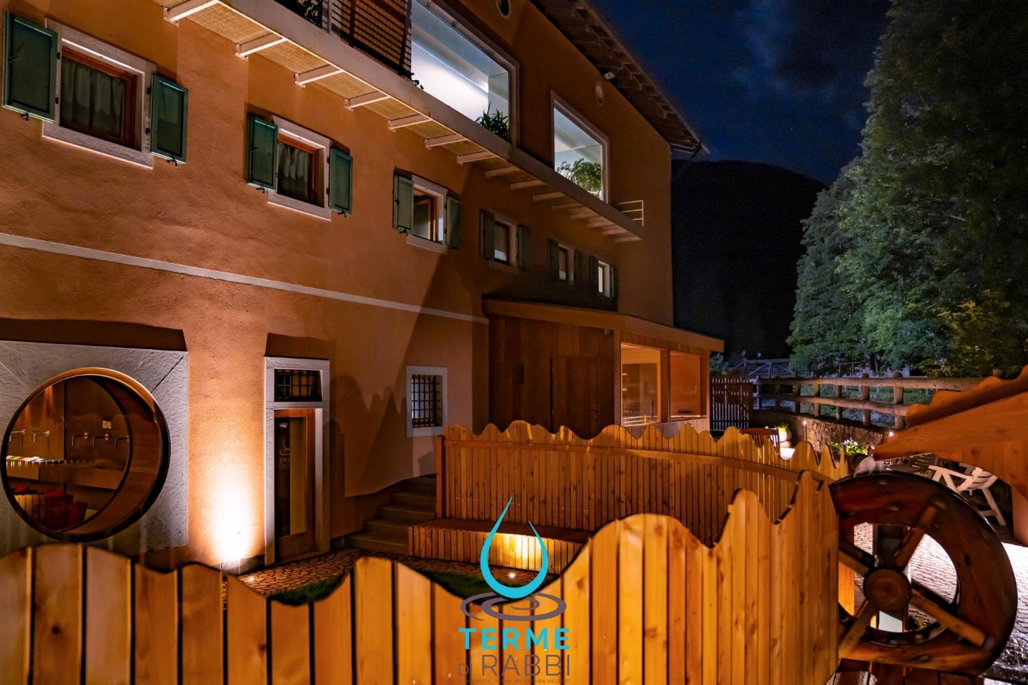Grand Rabbi Hotel